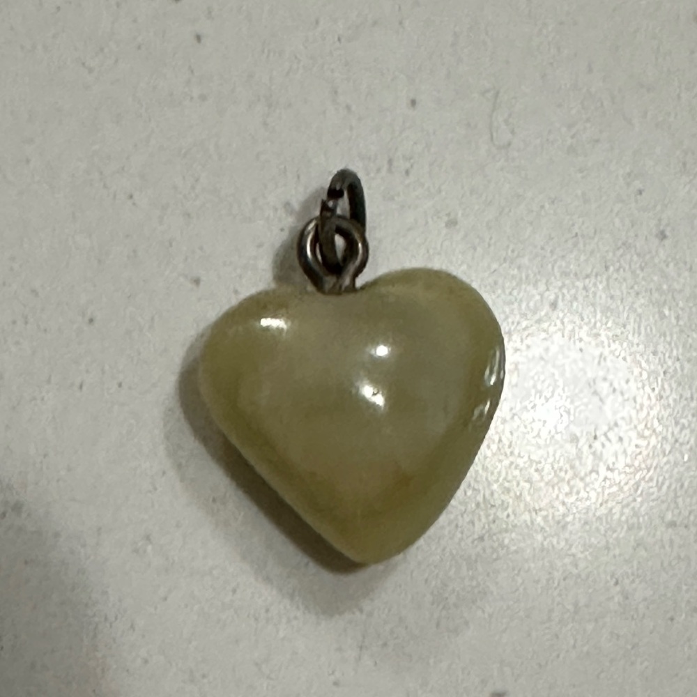 Green heart pendant